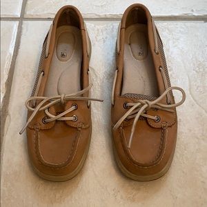 SPERRY TOPSIDER SHOES!!